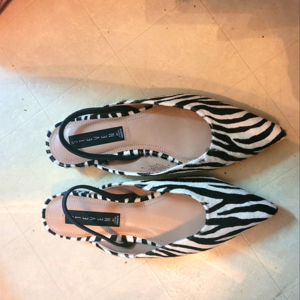 Steve Madden zebra print slingbacks